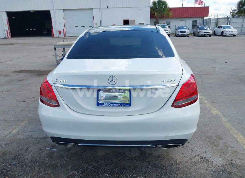 Photo 16 of 2017 Mercedes-benz C 300 4MATIC/LUXURY 4MATIC/SPORT 4MATIC (VIN 55SWF4KB5HU204030)