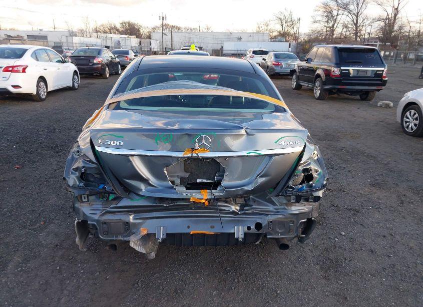 Photo 16 of 2017 Mercedes-benz C 300 4MATIC/LUXURY 4MATIC/SPORT 4MATIC (VIN 55SWF4KB5HU229509)