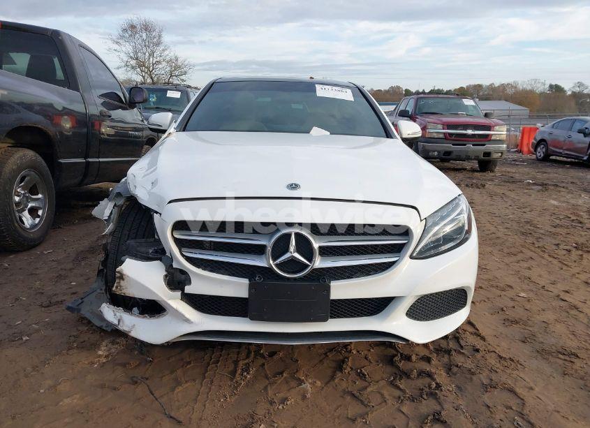 Photo 11 of 2018 Mercedes-benz C 300 4MATIC (VIN 55SWF4KB5JU246297)