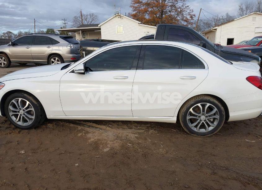 Photo 13 of 2018 Mercedes-benz C 300 4MATIC (VIN 55SWF4KB5JU246297)
