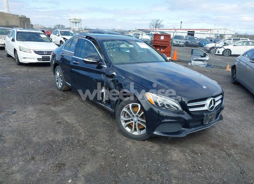 2015 Mercedes-benz C 300 (VIN 55SWF4KB6FU002939) main photo