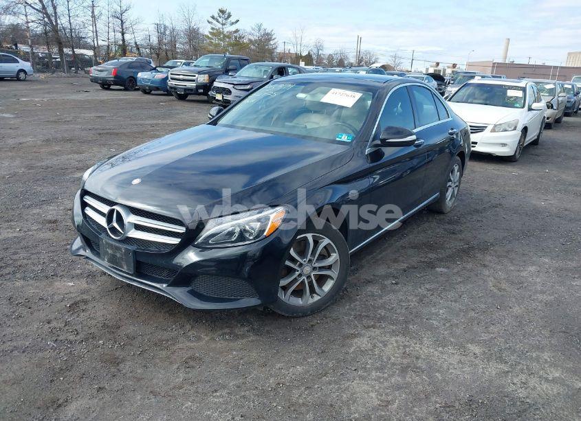 Photo 2 of 2015 Mercedes-benz C 300 (VIN 55SWF4KB6FU002939)