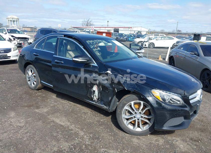 Photo 6 of 2015 Mercedes-benz C 300 (VIN 55SWF4KB6FU002939)