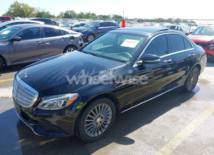 Photo 2 of 2015 Mercedes-benz C 300 4MATIC/LUXURY 4MATIC/SPORT 4MATIC (VIN 55SWF4KB6FU023905)