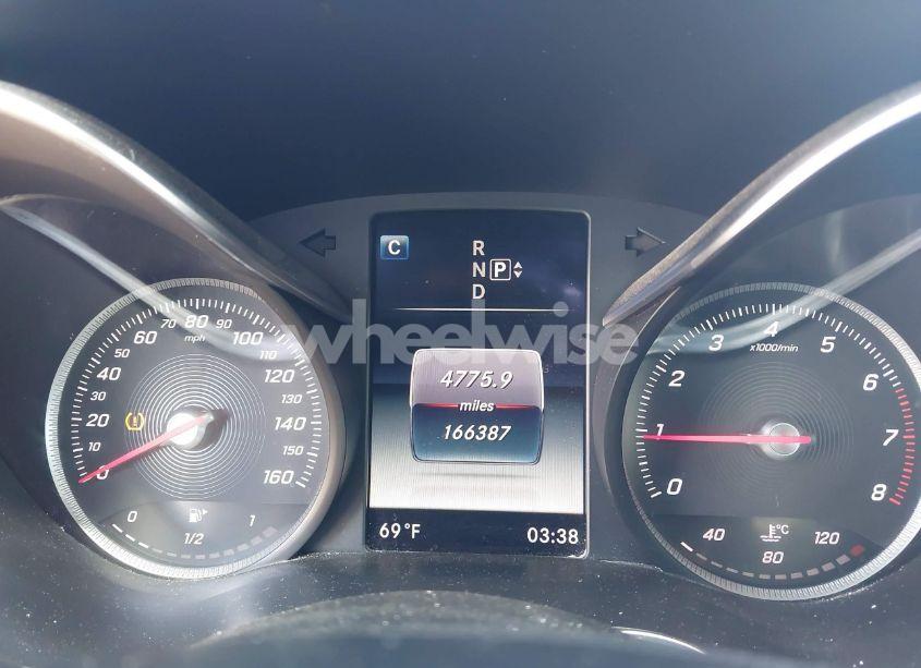 Photo 7 of 2015 Mercedes-benz C 300 4MATIC/LUXURY 4MATIC/SPORT 4MATIC (VIN 55SWF4KB6FU023905)