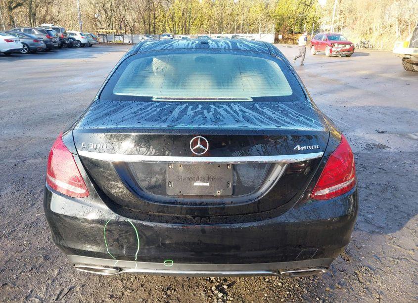 Photo 16 of 2015 Mercedes-benz C 300 4MATIC/LUXURY 4MATIC/SPORT 4MATIC (VIN 55SWF4KB6FU024035)