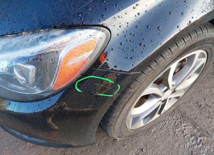 Photo 18 of 2015 Mercedes-benz C 300 4MATIC/LUXURY 4MATIC/SPORT 4MATIC (VIN 55SWF4KB6FU024035)