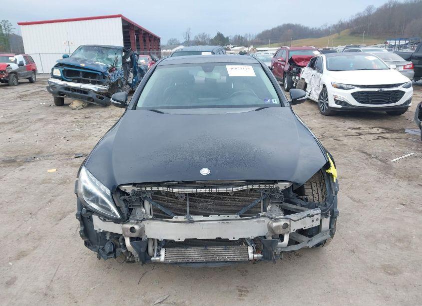 Photo 13 of 2015 Mercedes-benz C 300 4MATIC/LUXURY 4MATIC/SPORT 4MATIC (VIN 55SWF4KB6FU042146)