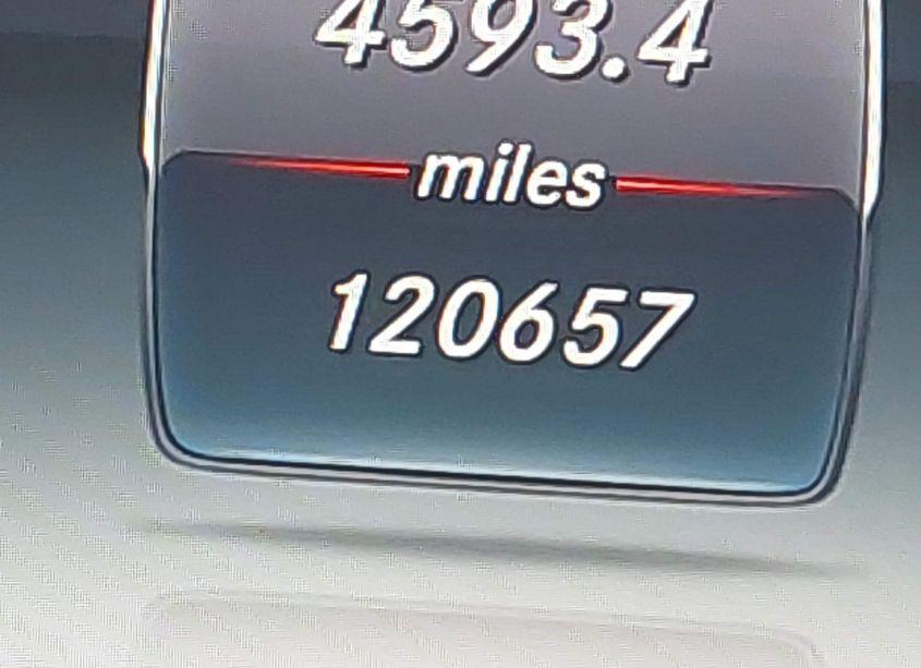 Photo 16 of 2015 Mercedes-benz C 300 4MATIC/LUXURY 4MATIC/SPORT 4MATIC (VIN 55SWF4KB6FU042146)