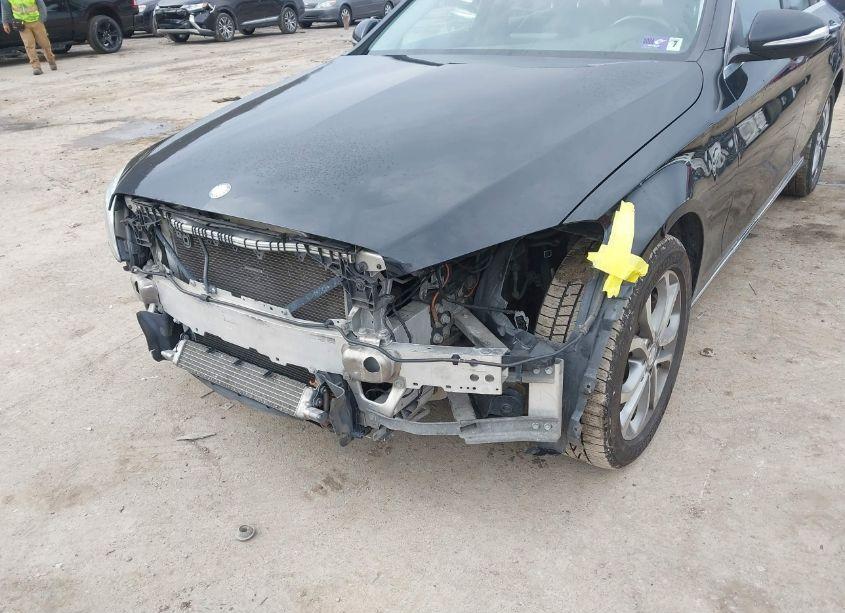 Photo 6 of 2015 Mercedes-benz C 300 4MATIC/LUXURY 4MATIC/SPORT 4MATIC (VIN 55SWF4KB6FU042146)