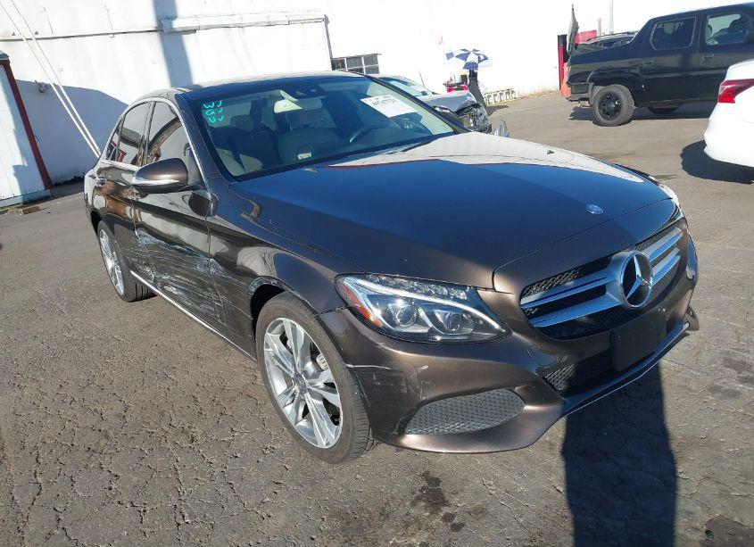 2015 Mercedes-benz C 300 4MATIC/LUXURY 4MATIC/SPORT 4MATIC (VIN 55SWF4KB6FU086440) main photo