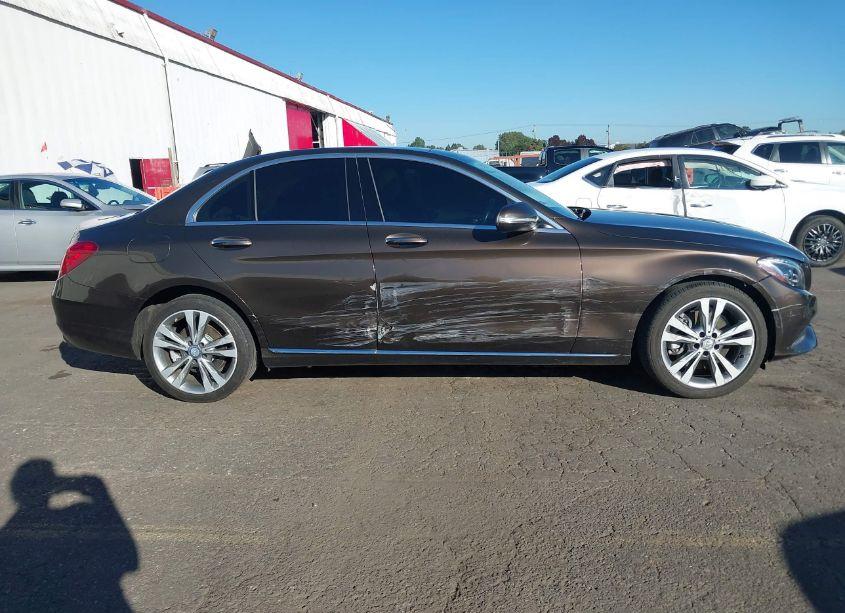 Photo 13 of 2015 Mercedes-benz C 300 4MATIC/LUXURY 4MATIC/SPORT 4MATIC (VIN 55SWF4KB6FU086440)