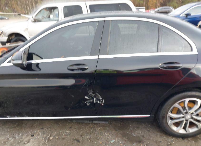 Photo 14 of 2016 Mercedes-benz C 300 4MATIC/LUXURY 4MATIC/SPORT 4MATIC (VIN 55SWF4KB6GU136352)