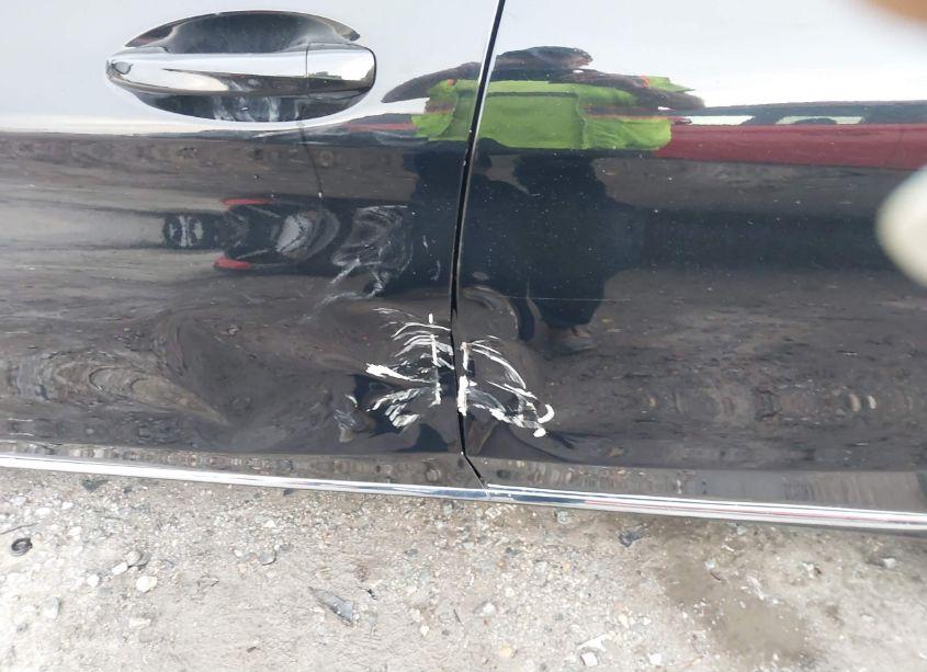 Photo 19 of 2016 Mercedes-benz C 300 4MATIC/LUXURY 4MATIC/SPORT 4MATIC (VIN 55SWF4KB6GU136352)