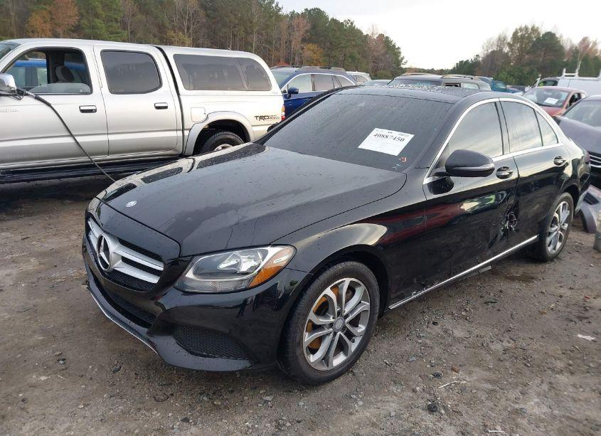 Photo 2 of 2016 Mercedes-benz C 300 4MATIC/LUXURY 4MATIC/SPORT 4MATIC (VIN 55SWF4KB6GU136352)