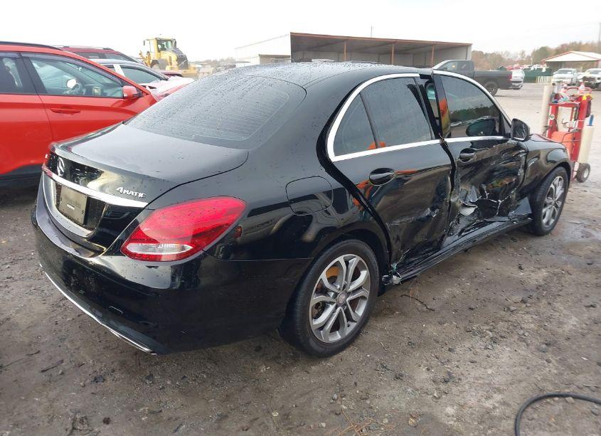 Photo 4 of 2016 Mercedes-benz C 300 4MATIC/LUXURY 4MATIC/SPORT 4MATIC (VIN 55SWF4KB6GU136352)