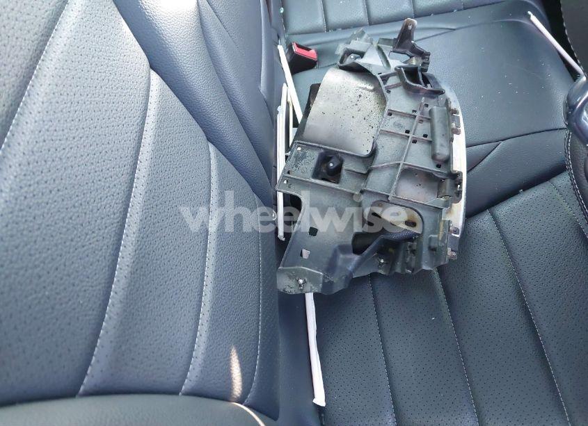 Photo 12 of 2016 Mercedes-benz C 300 4MATIC/LUXURY 4MATIC/SPORT 4MATIC (VIN 55SWF4KB6GU146430)