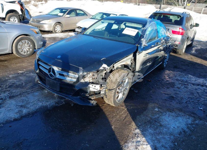 Photo 2 of 2016 Mercedes-benz C 300 4MATIC/LUXURY 4MATIC/SPORT 4MATIC (VIN 55SWF4KB6GU146430)