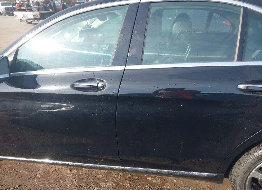 Photo 14 of 2016 Mercedes-benz C 300 4MATIC/LUXURY 4MATIC/SPORT 4MATIC (VIN 55SWF4KB6GU172235)