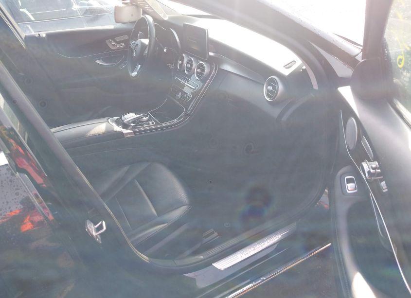 Photo 5 of 2016 Mercedes-benz C 300 4MATIC/LUXURY 4MATIC/SPORT 4MATIC (VIN 55SWF4KB6GU172235)