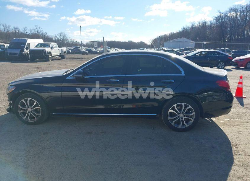 Photo 14 of 2016 Mercedes-benz C 300 4MATIC/LUXURY 4MATIC/SPORT 4MATIC (VIN 55SWF4KB6GU174809)