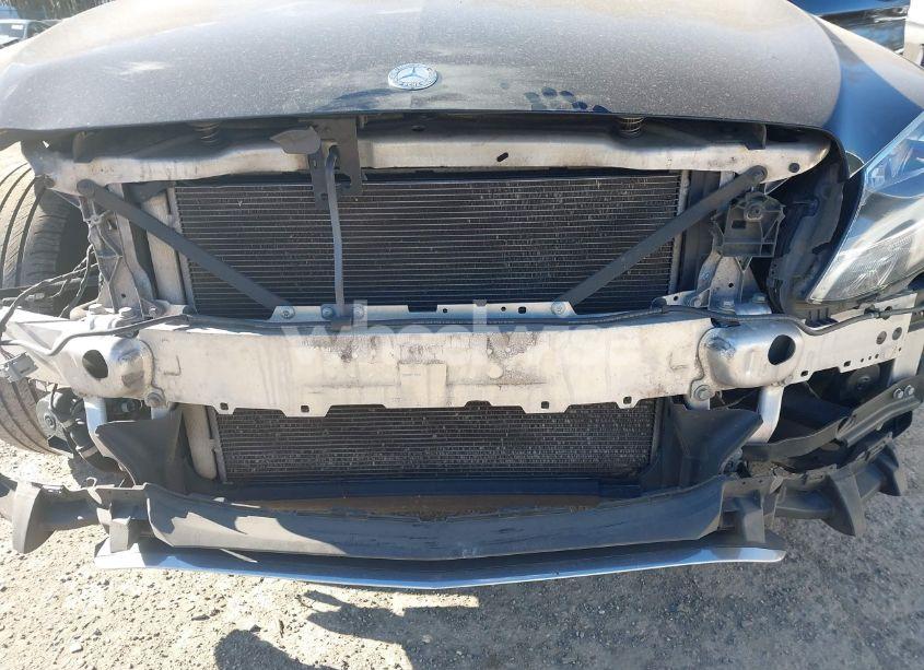 Photo 17 of 2016 Mercedes-benz C 300 4MATIC/LUXURY 4MATIC/SPORT 4MATIC (VIN 55SWF4KB6GU174809)