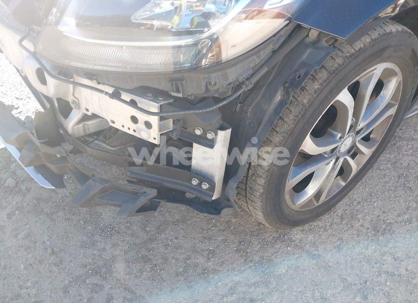 Photo 18 of 2016 Mercedes-benz C 300 4MATIC/LUXURY 4MATIC/SPORT 4MATIC (VIN 55SWF4KB6GU174809)