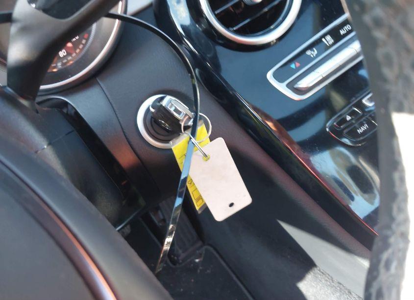 Photo 11 of 2018 Mercedes-benz C 300 4MATIC (VIN 55SWF4KB6JU238645)