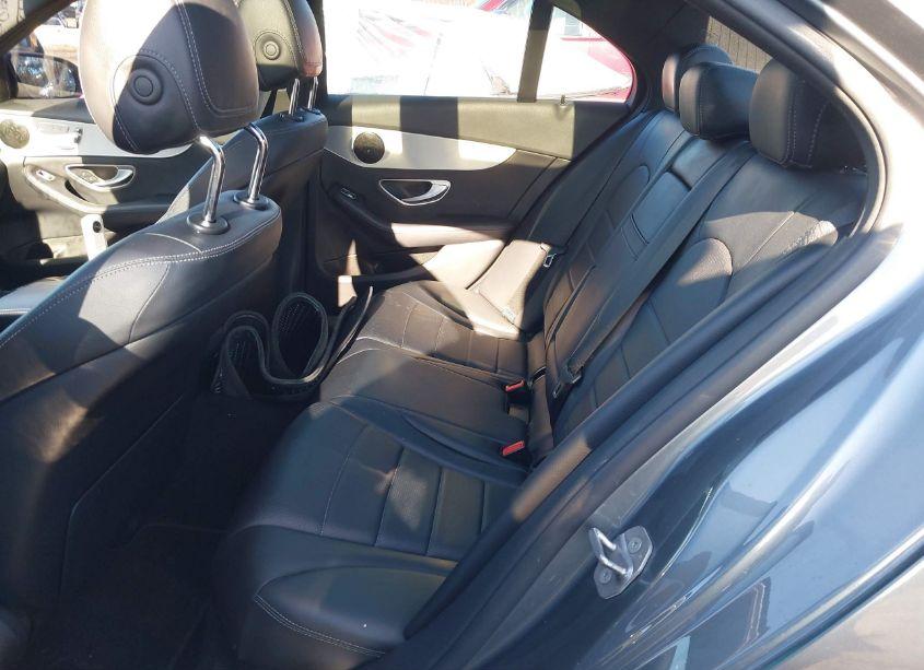 Photo 8 of 2018 Mercedes-benz C 300 4MATIC (VIN 55SWF4KB6JU238645)