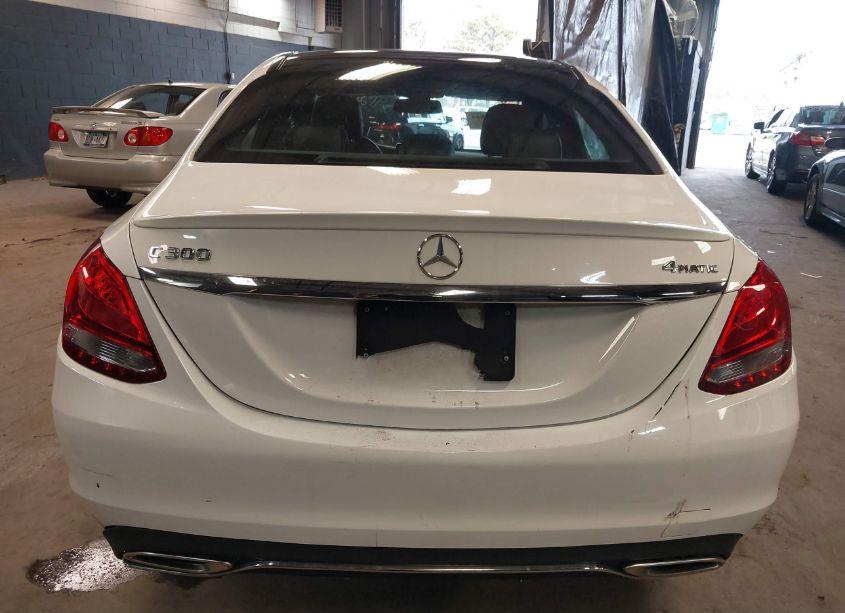 Photo 15 of 2018 Mercedes-benz C 300 4MATIC (VIN 55SWF4KB6JU281060)