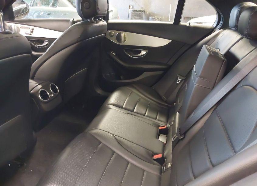 Photo 8 of 2018 Mercedes-benz C 300 4MATIC (VIN 55SWF4KB6JU281060)