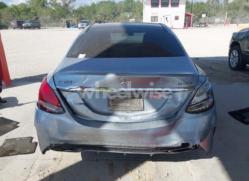 Photo 16 of 2015 Mercedes-benz C 300 4MATIC/LUXURY 4MATIC/SPORT 4MATIC (VIN 55SWF4KB7FU008412)