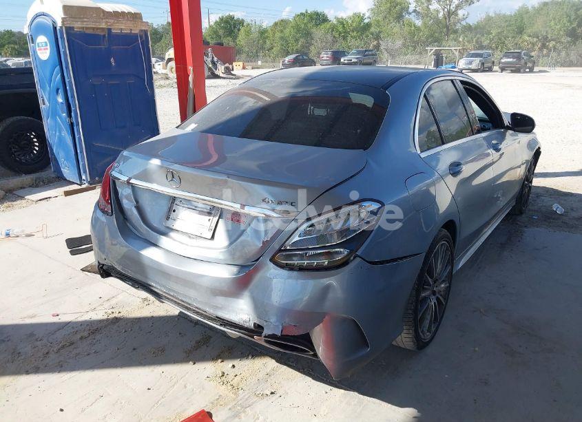 Photo 4 of 2015 Mercedes-benz C 300 4MATIC/LUXURY 4MATIC/SPORT 4MATIC (VIN 55SWF4KB7FU008412)