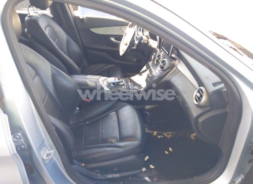 Photo 5 of 2015 Mercedes-benz C 300 4MATIC/LUXURY 4MATIC/SPORT 4MATIC (VIN 55SWF4KB7FU008412)