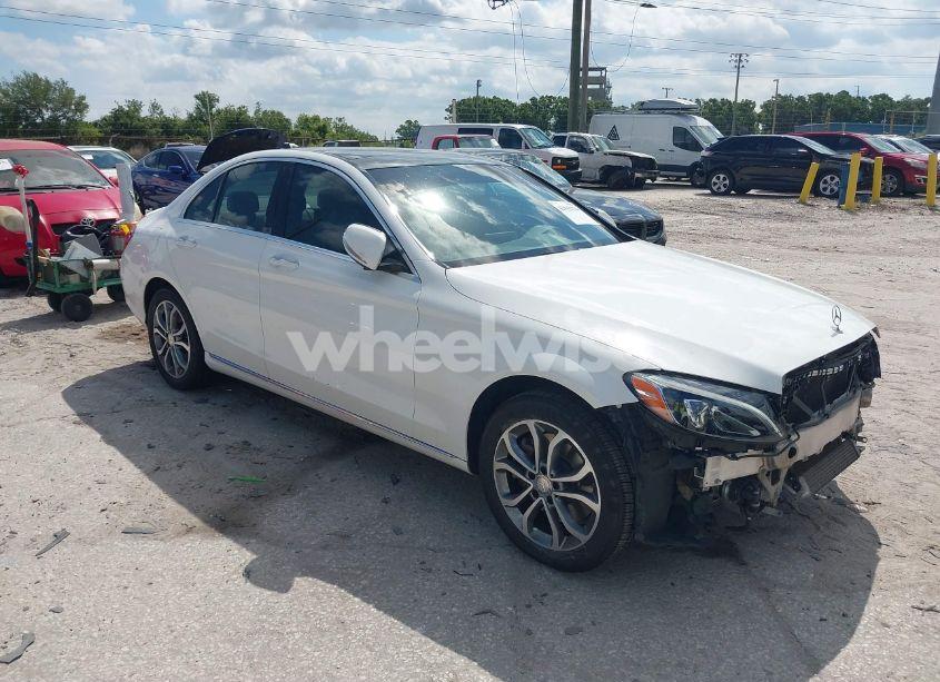 2015 Mercedes-benz C 300 4MATIC/LUXURY 4MATIC/SPORT 4MATIC (VIN 55SWF4KB7FU022875) main photo