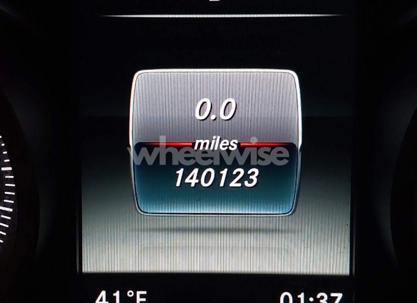 Photo 16 of 2015 Mercedes-benz C 300 4MATIC/LUXURY 4MATIC/SPORT 4MATIC (VIN 55SWF4KB7FU029275)