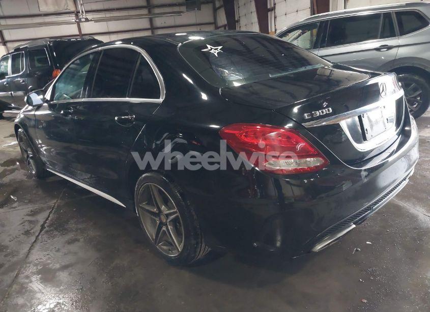 Photo 3 of 2015 Mercedes-benz C 300 4MATIC/LUXURY 4MATIC/SPORT 4MATIC (VIN 55SWF4KB7FU029275)