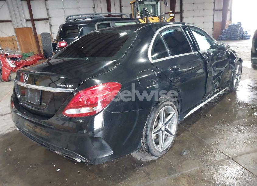 Photo 4 of 2015 Mercedes-benz C 300 4MATIC/LUXURY 4MATIC/SPORT 4MATIC (VIN 55SWF4KB7FU029275)