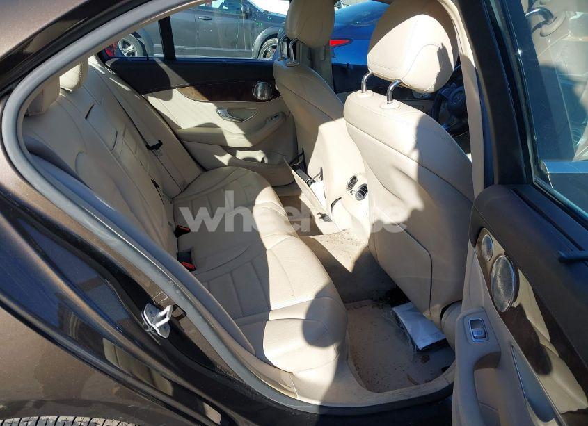 Photo 8 of 2015 Mercedes-benz C 300 4MATIC/LUXURY 4MATIC/SPORT 4MATIC (VIN 55SWF4KB7FU029793)