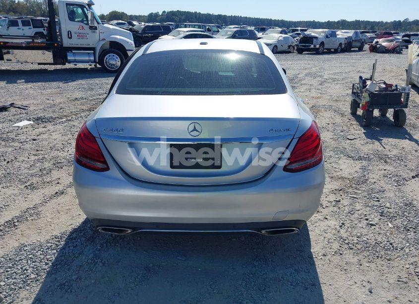 Photo 16 of 2015 Mercedes-benz C 300 4MATIC/LUXURY 4MATIC/SPORT 4MATIC (VIN 55SWF4KB7FU033147)