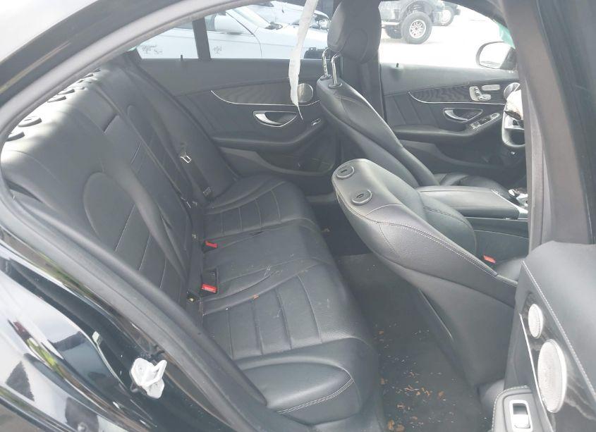 Photo 8 of 2015 Mercedes-benz C 300 4MATIC/LUXURY 4MATIC/SPORT 4MATIC (VIN 55SWF4KB7FU048828)