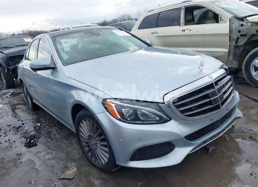 2016 Mercedes-benz C 300 (VIN 55SWF4KB7GU129698) main photo