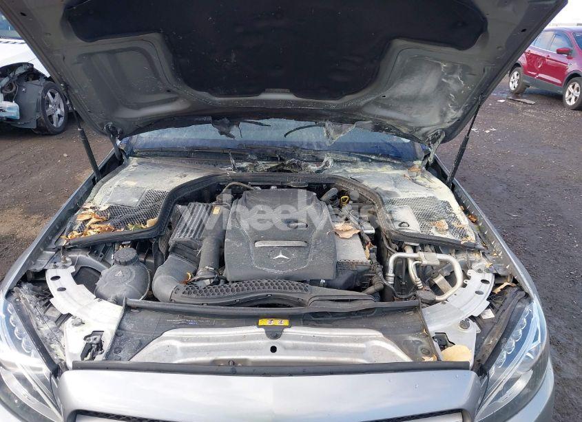 Photo 10 of 2016 Mercedes-benz C 300 4MATIC/LUXURY 4MATIC/SPORT 4MATIC (VIN 55SWF4KB7GU134612)