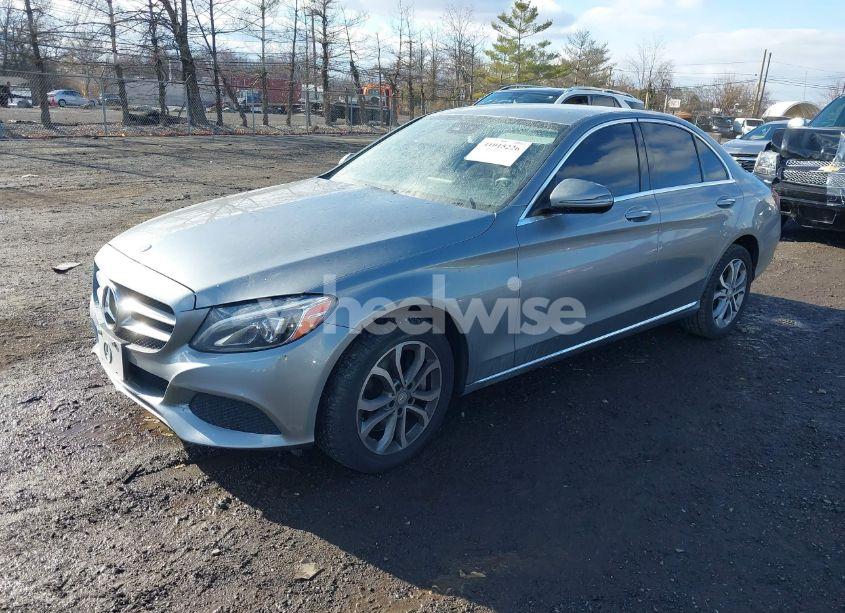 Photo 2 of 2016 Mercedes-benz C 300 4MATIC/LUXURY 4MATIC/SPORT 4MATIC (VIN 55SWF4KB7GU134612)