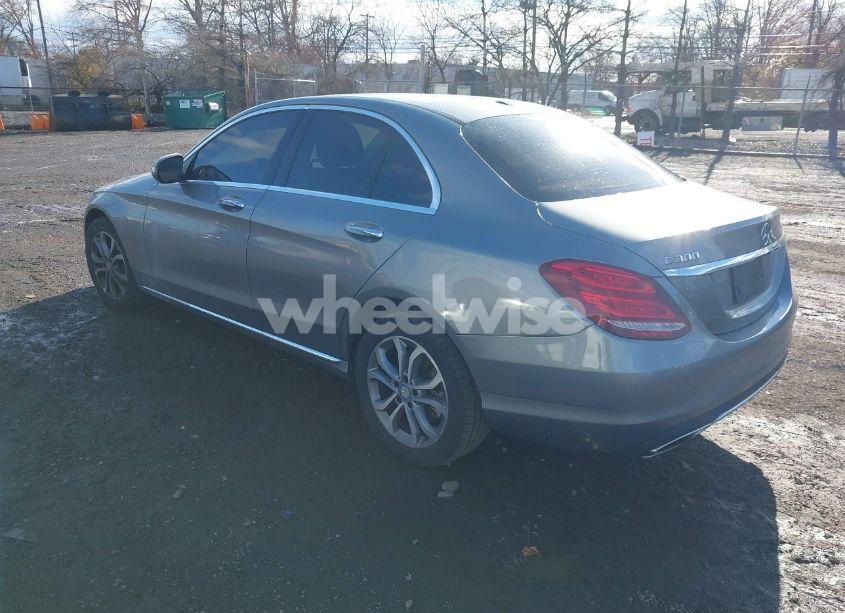Photo 3 of 2016 Mercedes-benz C 300 4MATIC/LUXURY 4MATIC/SPORT 4MATIC (VIN 55SWF4KB7GU134612)