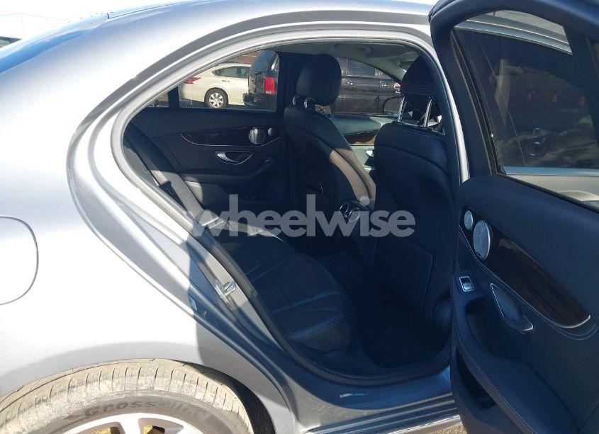 Photo 8 of 2016 Mercedes-benz C 300 4MATIC/LUXURY 4MATIC/SPORT 4MATIC (VIN 55SWF4KB7GU134612)