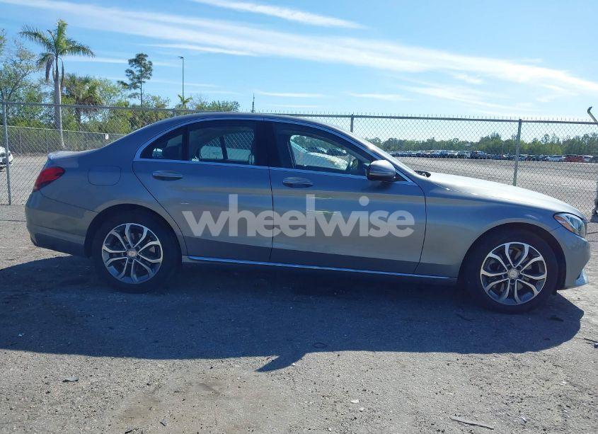 Photo 14 of 2016 Mercedes-benz C 300 (VIN 55SWF4KB7GU138417)