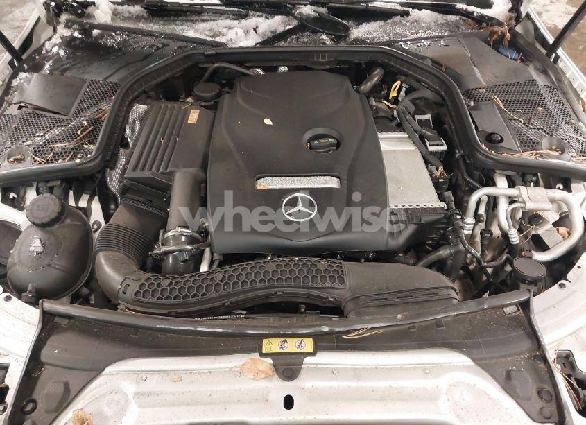 Photo 10 of 2017 Mercedes-benz C 300 4MATIC/LUXURY 4MATIC/SPORT 4MATIC (VIN 55SWF4KB7HU179969)