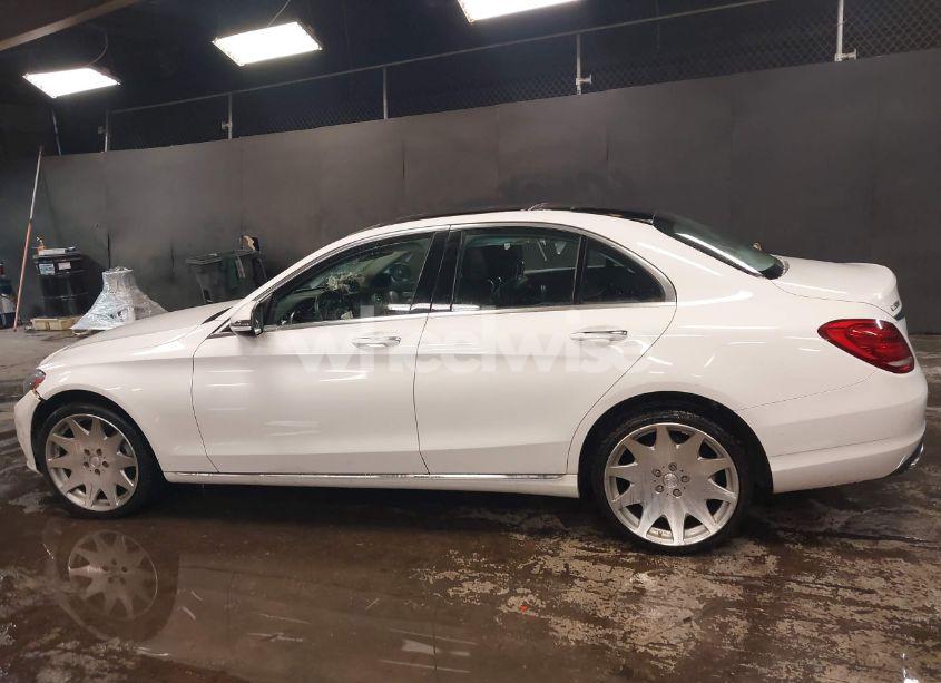 Photo 14 of 2017 Mercedes-benz C 300 4MATIC/LUXURY 4MATIC/SPORT 4MATIC (VIN 55SWF4KB7HU179969)