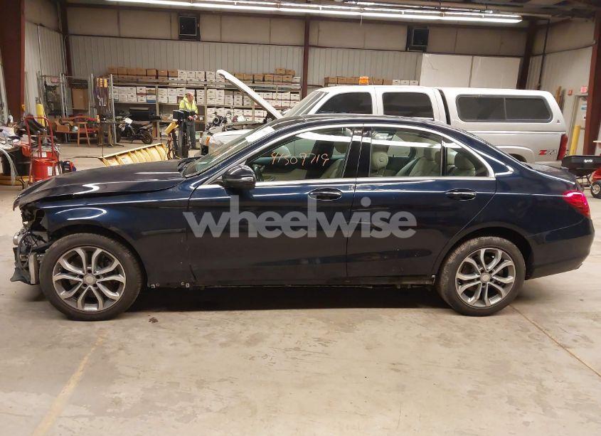 Photo 14 of 2017 Mercedes-benz C 300 4MATIC/LUXURY 4MATIC/SPORT 4MATIC (VIN 55SWF4KB7HU183102)